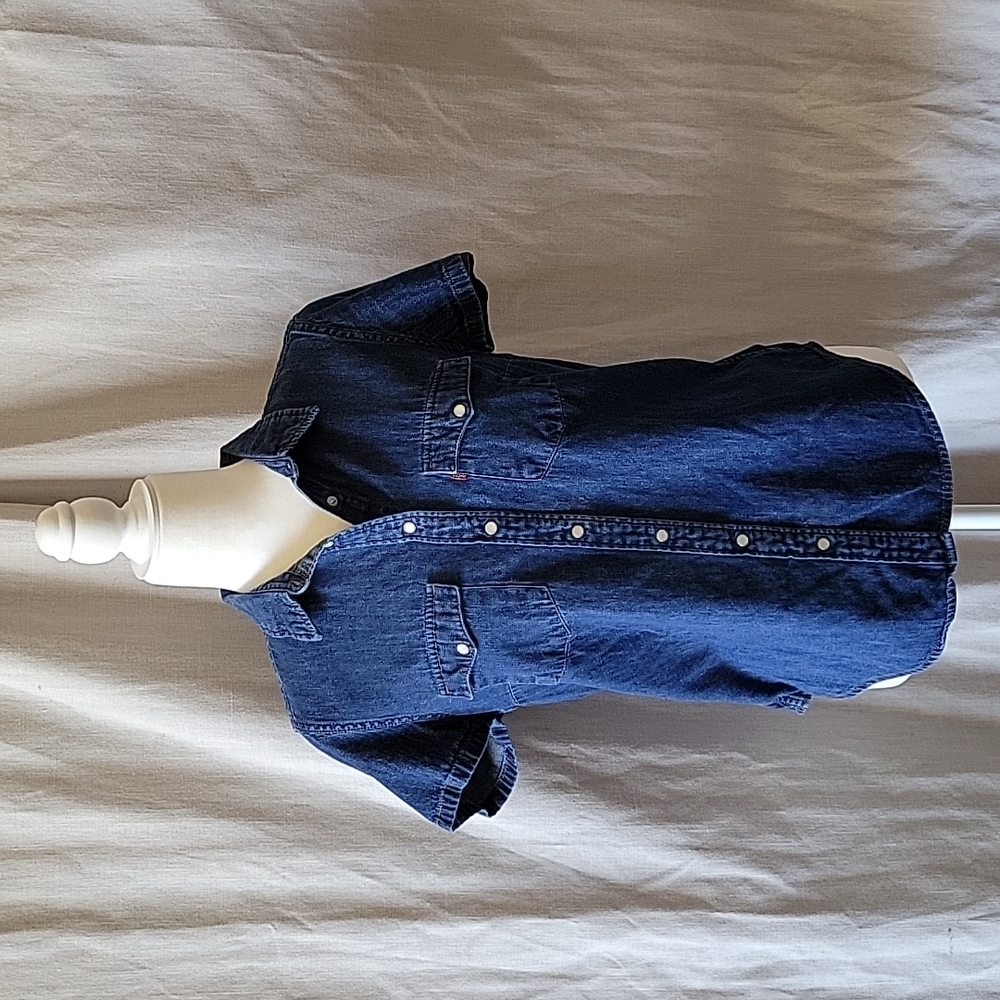 Women's Short Sleeve Denim with Pearl Snap Shirt